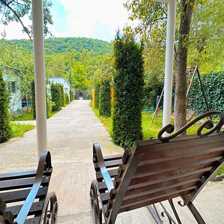 Green Garden B&B Dilijan Exterior photo