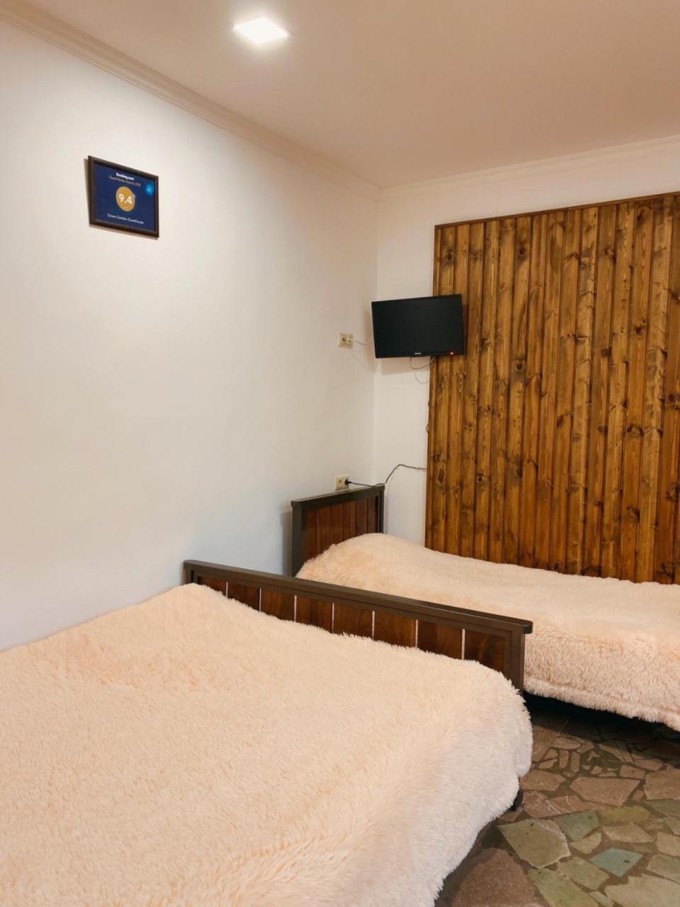 Green Garden B&B Dilijan Exterior photo